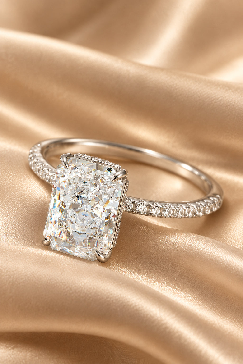 Mustika ring, angle 3