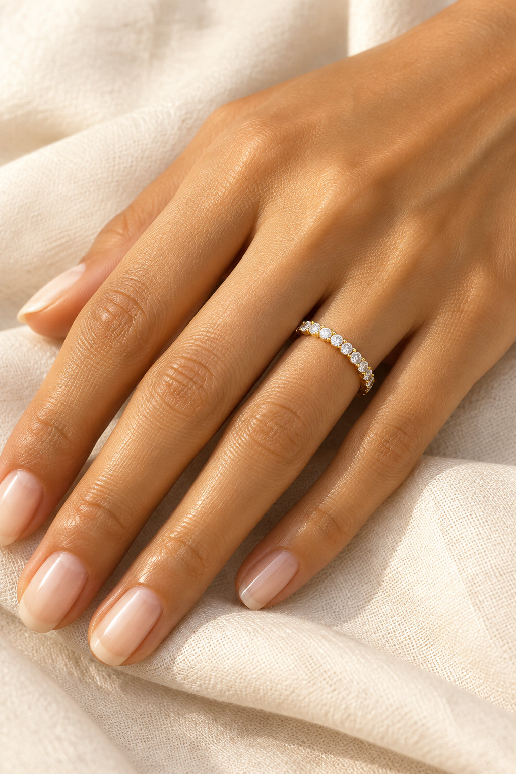 Riak ring worn on hand